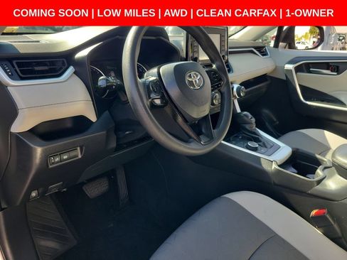 Used 2021 Toyota RAV4 XLE w/ Carpet Mat Package (TMS) AWD/4WD image 21
