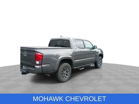 Used 2023 Toyota Tacoma SR5 w/ Technology Package AWD/4WD image 8