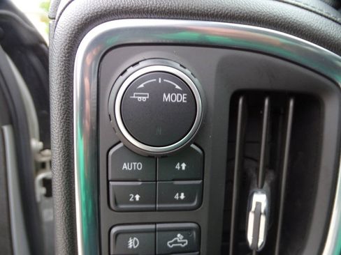 Used 2022 Chevrolet Silverado 2500 4x4 Double Cab LT w/ Convenience Package image 19