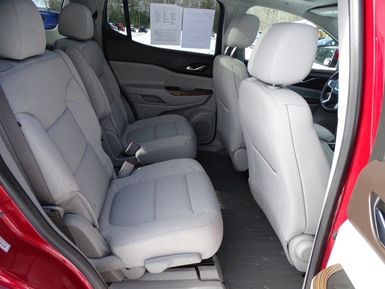 Used 2023 GMC Acadia AWD SLE image 43