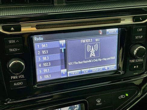 Used 2018 Toyota Prius C Two FWD image 19