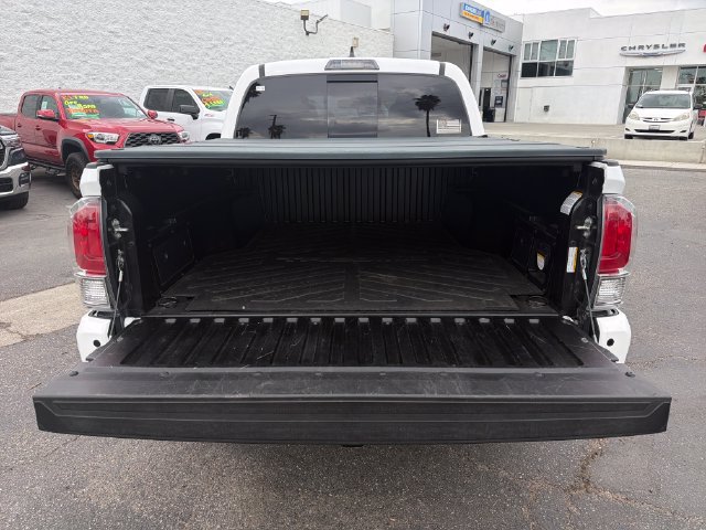 Used 2017 Toyota Tacoma Limited w/ Tow Package RWD image 19