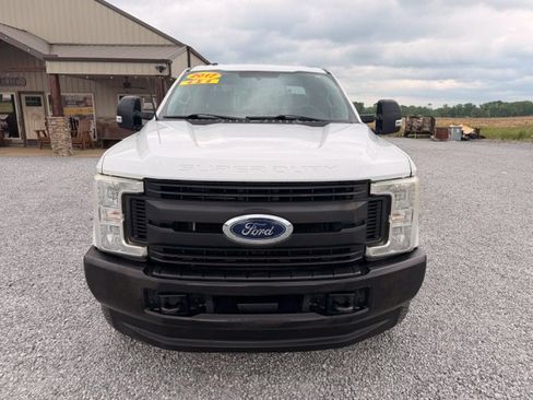 Used 2017 Ford F250 XL w/ Power Equipment Group AWD/4WD image 4