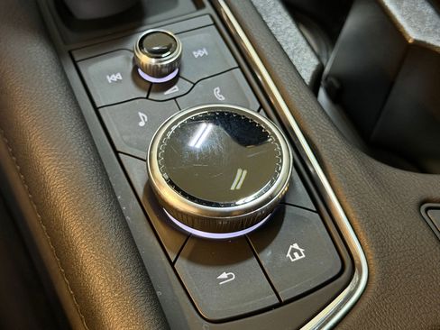 Certified 2023 Cadillac XT5 Luxury image 33