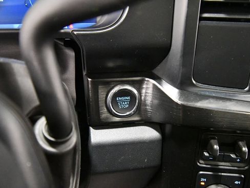 Used 2024 Ford F250 Lariat w/ Sport Appearance Package AWD/4WD image 26