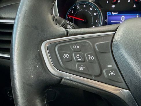 Used 2022 Chevrolet Equinox LT FWD image 11
