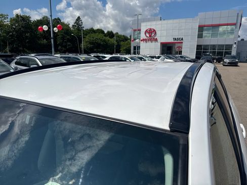 Used 2023 Toyota RAV4 XLE FWD image 44