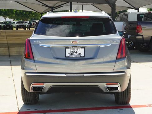 Used 2024 Cadillac XT5 Premium Luxury w/ Technology Package FWD image 4