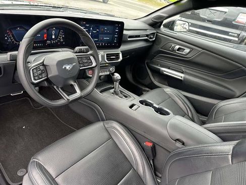 Used 2024 Ford Mustang Premium image 11