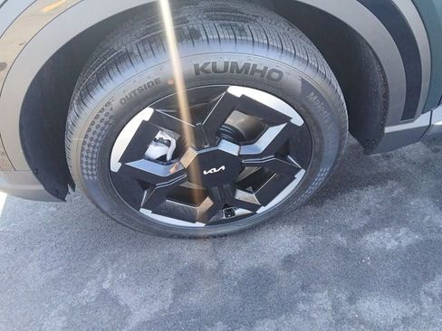 New 2027 Kia Telluride EX image 10