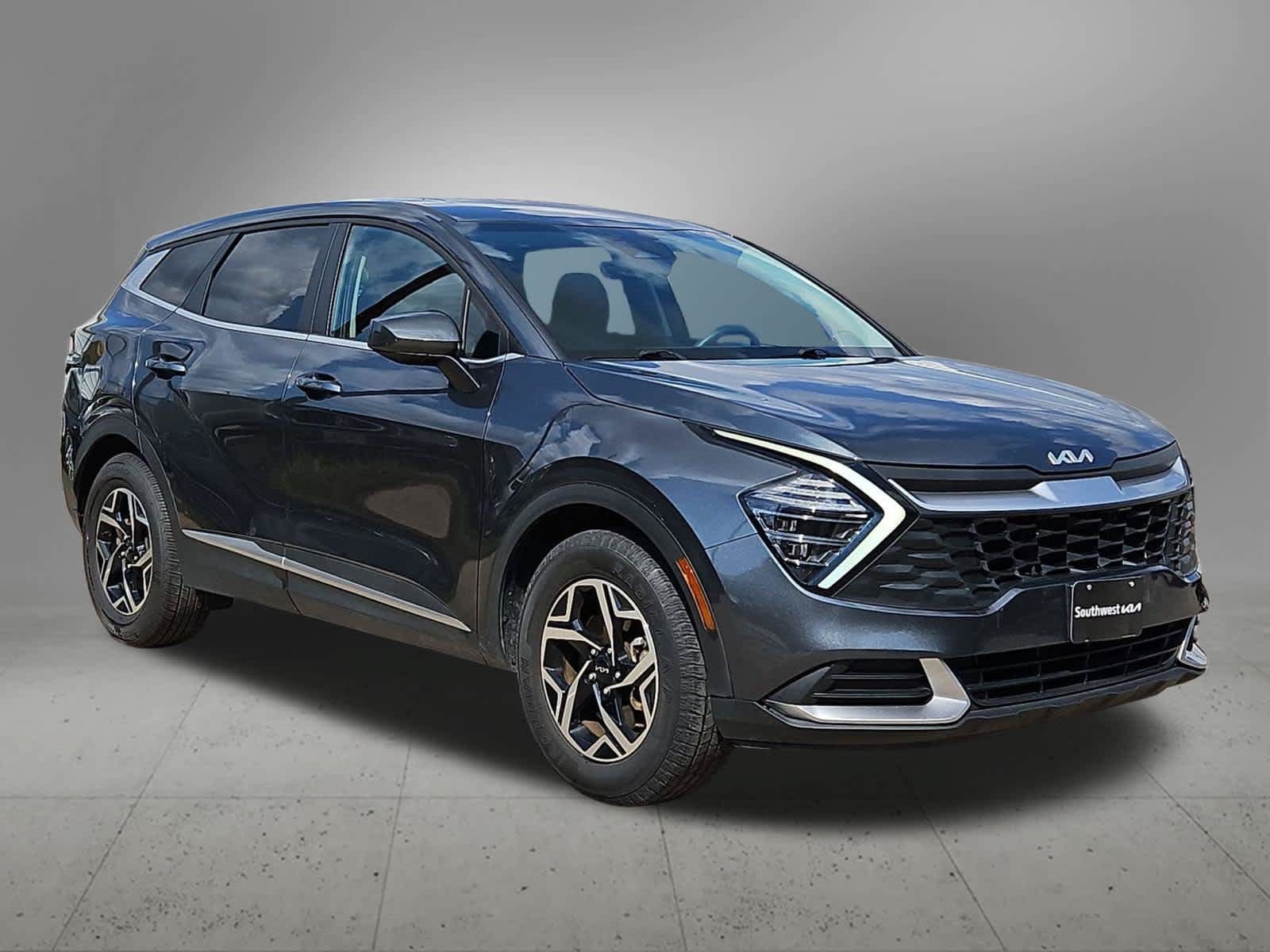 Used 2024 Kia Sportage LX FWD image 8