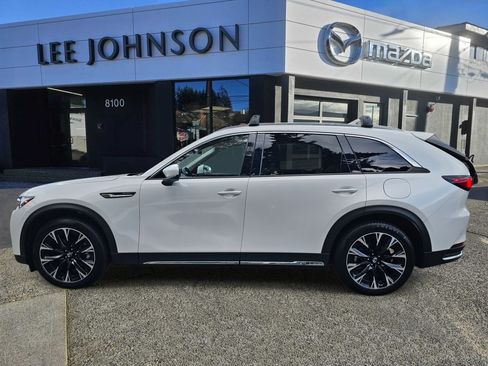 Used 2024 MAZDA CX-90 Plug-In Hybrid w/ Premium Pkg AWD/4WD image 2