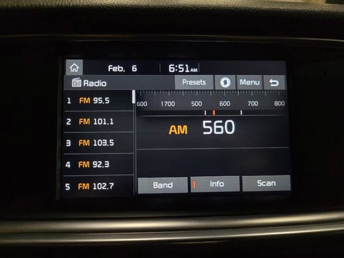 Used 2018 Kia Optima EX w/ Premium Package image 25