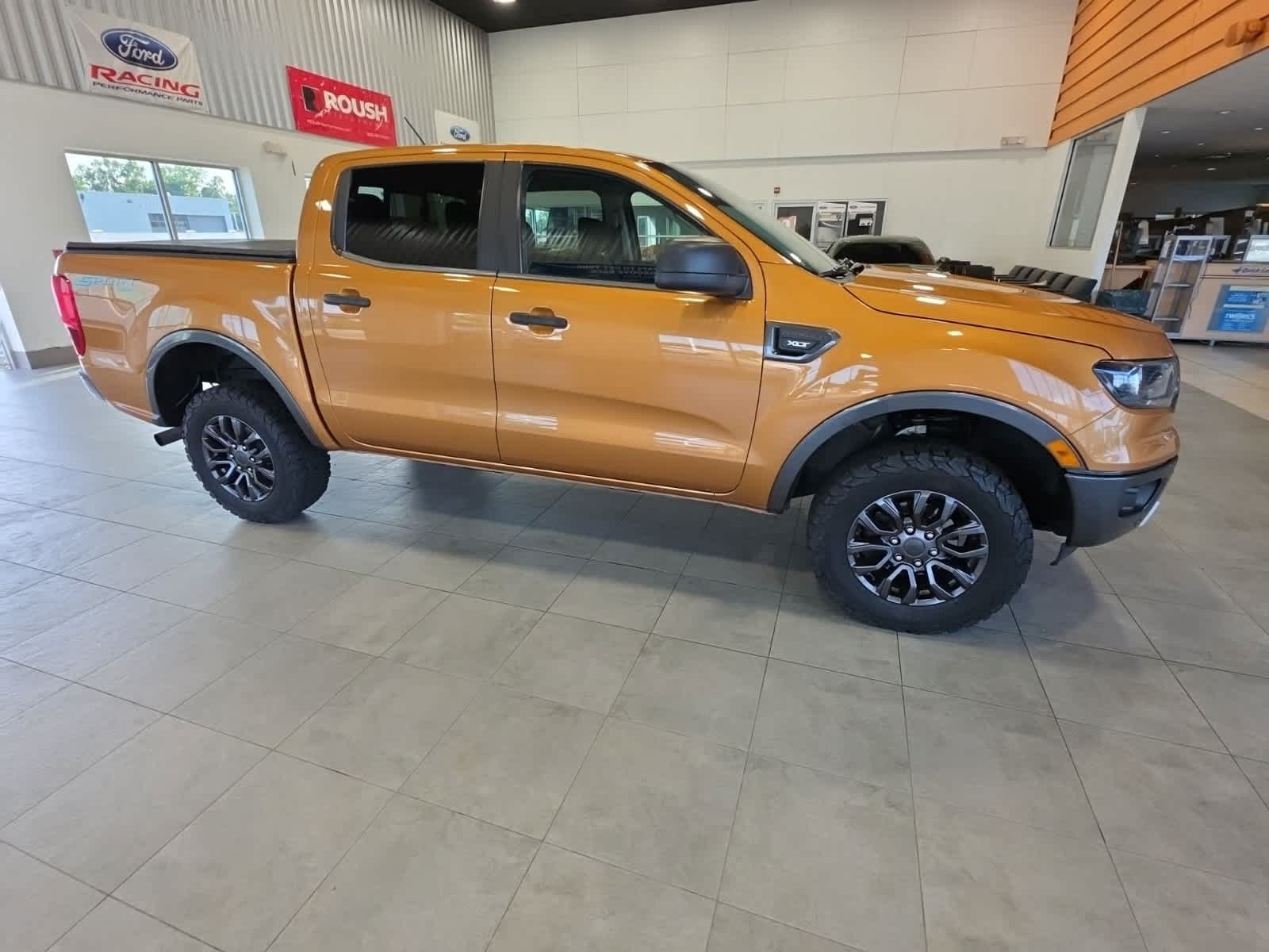 Used 2019 Ford Ranger XLT w/ Equipment Group 302A Luxury AWD/4WD image 5