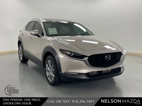 Used 2022 MAZDA CX-30 AWD 2.5 S w/ Premium Package image 4