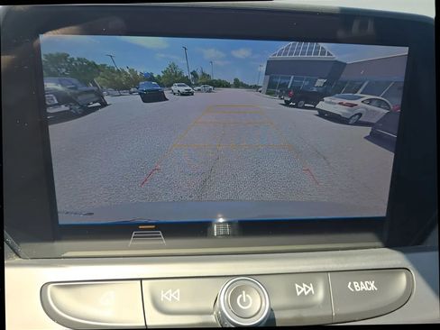 Used 2020 Chevrolet Blazer LT image 27