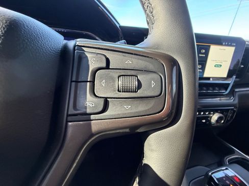 Used 2024 Chevrolet Silverado 1500 ZR2 w/ Technology Package image 17