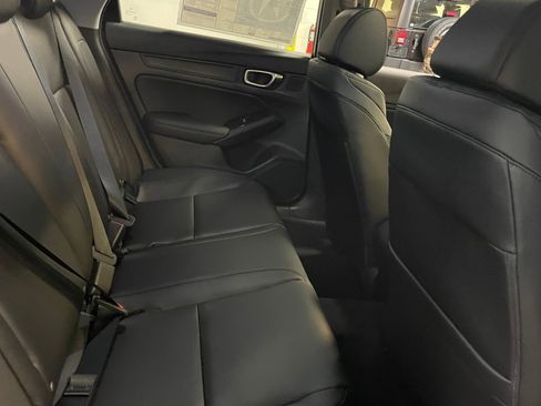 New 2025 Acura Integra image 33