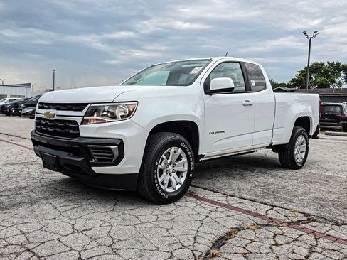 Used 2022 Chevrolet Colorado LT w/ Fleet Safety Package RWD image 3