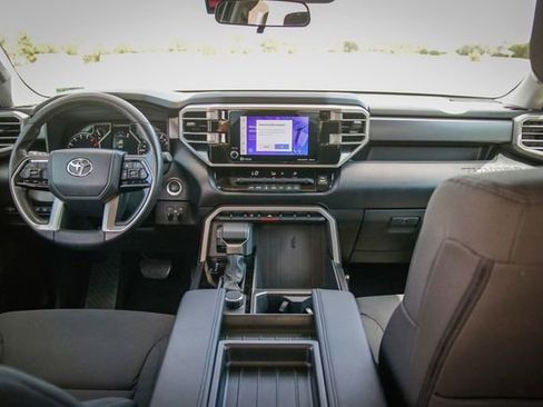 Used 2022 Toyota Tundra SR5 w/ Convenience Package RWD image 20