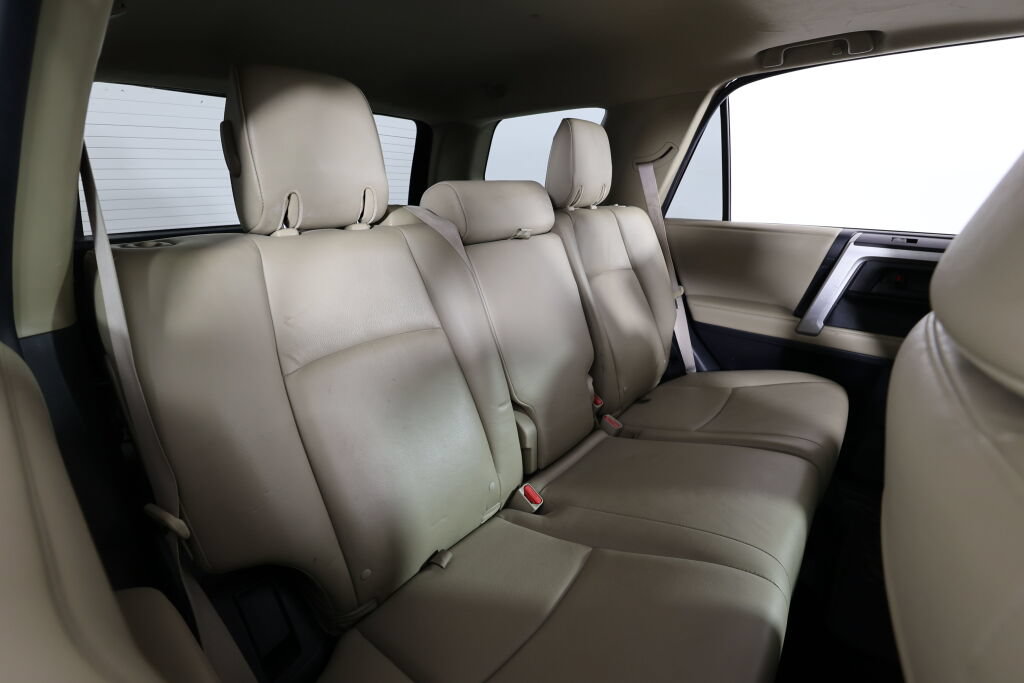 Used 2013 Toyota 4Runner SR5 w/ Premium Pkg AWD/4WD image 21