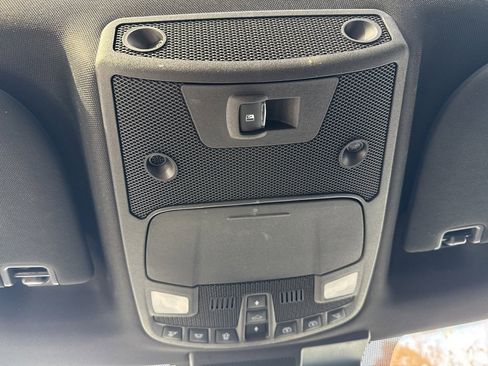 Used 2019 Ford F150 Platinum w/ Equipment Group 701A Luxury image 17