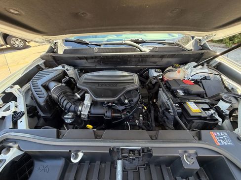 Used 2020 GMC Acadia SLE w/ Driver Convenience Package image 37