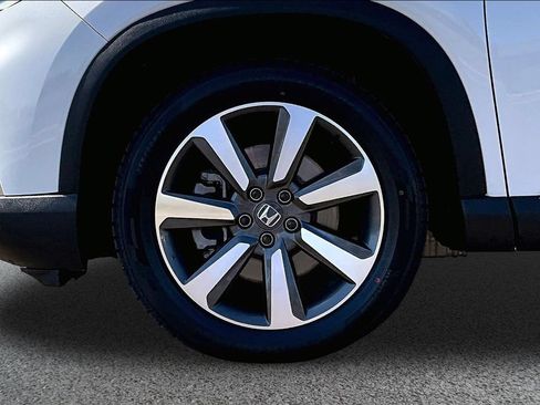 Used 2024 Honda Pilot Elite image 31