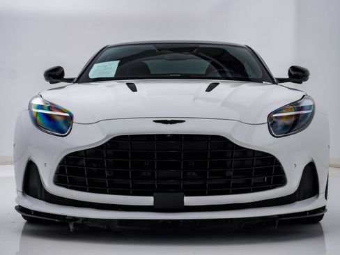 Used 2024 Aston Martin DB12 Coupe RWD image 5