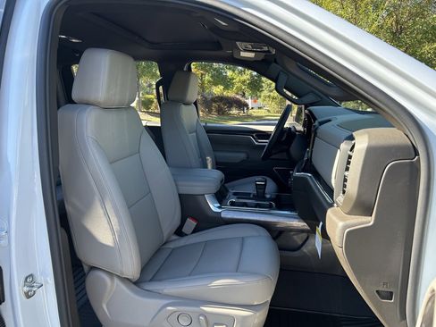 New 2026 Chevrolet Silverado 1500 LTZ w/ Z71 Off-Road Package image 49