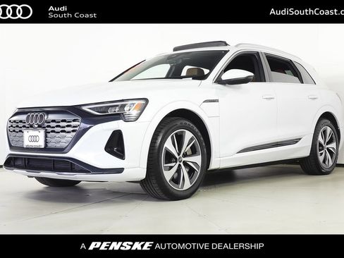 Used 2024 Audi Q8 e-tron Premium AWD/4WD image 1