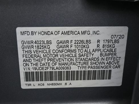 Used 2020 Acura ILX FWD image 9
