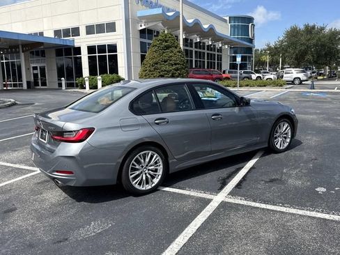 Used 2023 BMW 330i Sedan w/ Premium Package RWD image 4