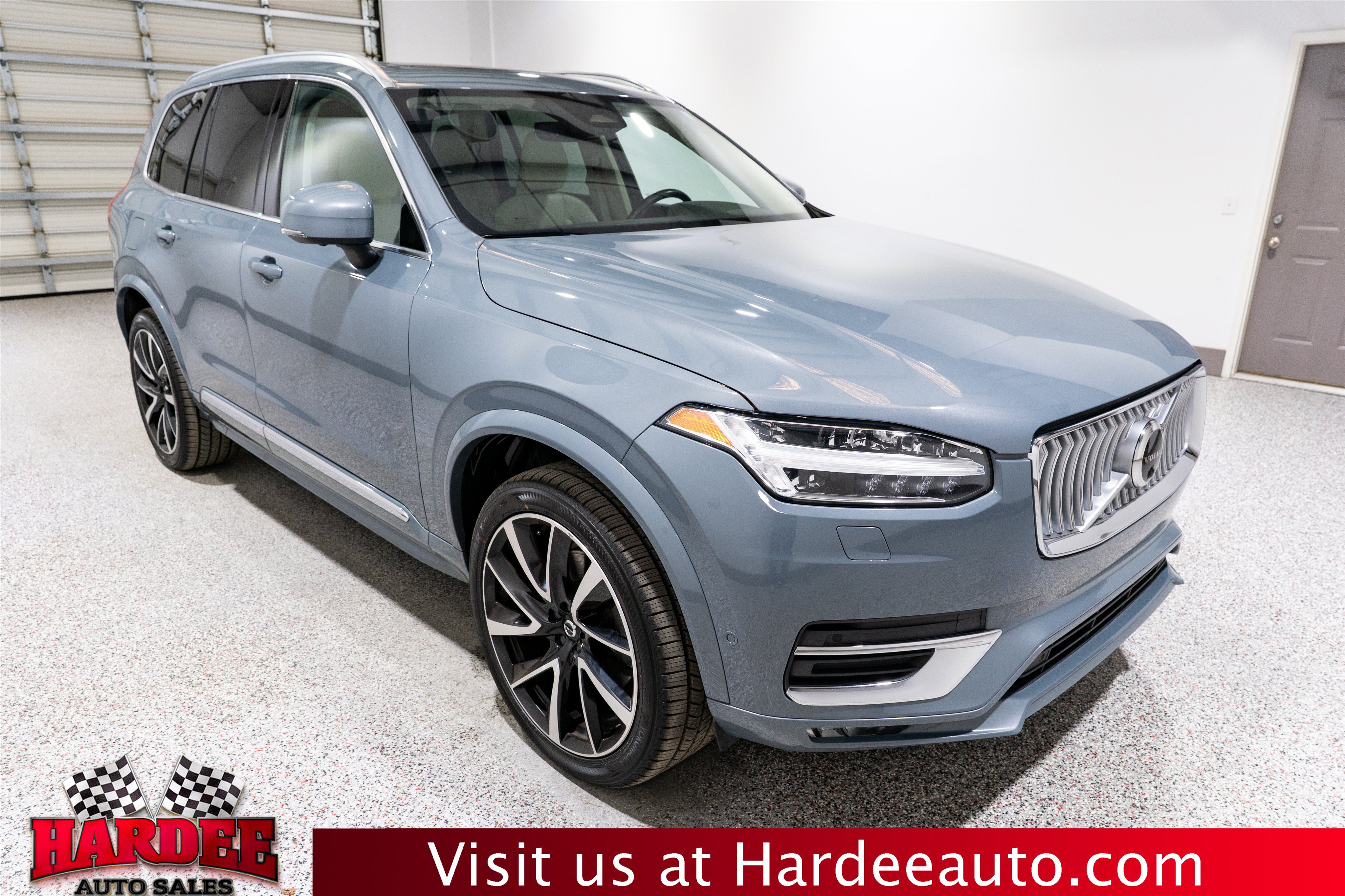 Used 2023 Volvo XC90 B6 Plus w/ Protection Package Premier AWD/4WD image 6