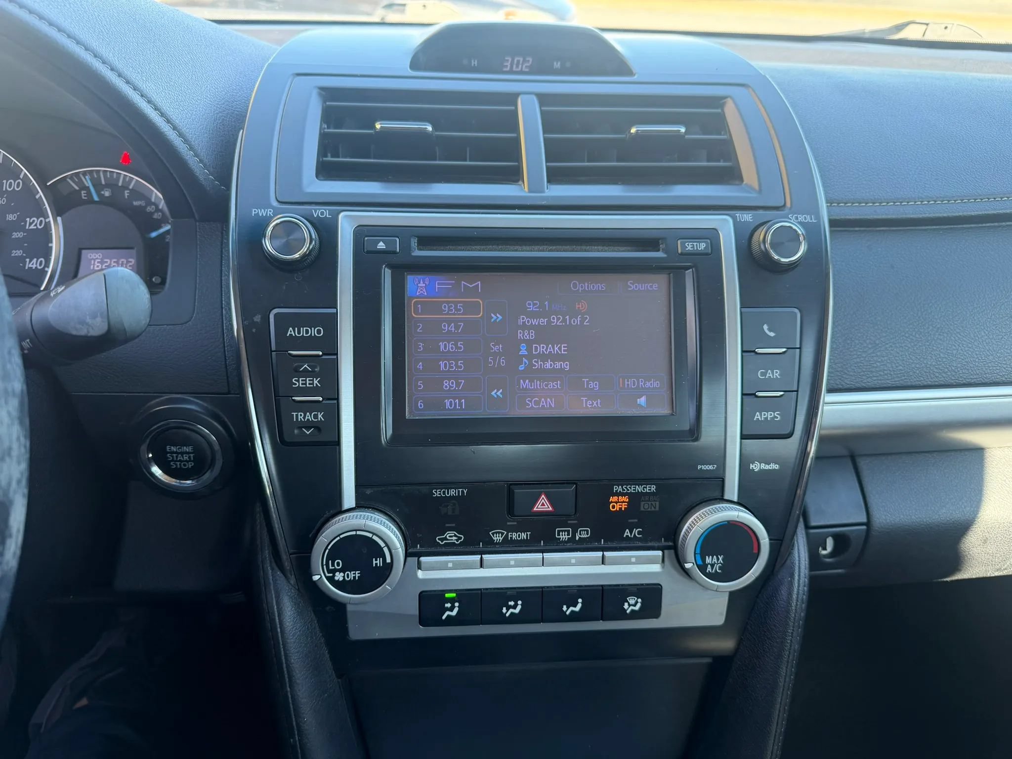 Used 2012 Toyota Camry SE FWD image 20