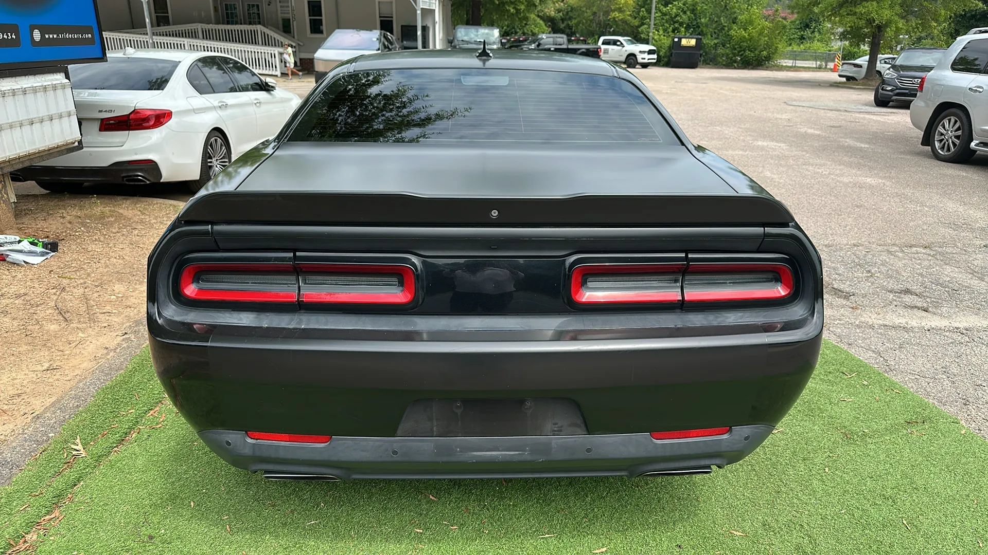 Used 2015 Dodge Challenger R/T Plus RWD image 6