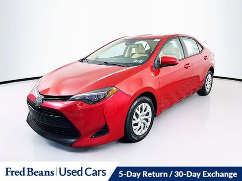 Used 2017 Toyota Corolla LE image 3