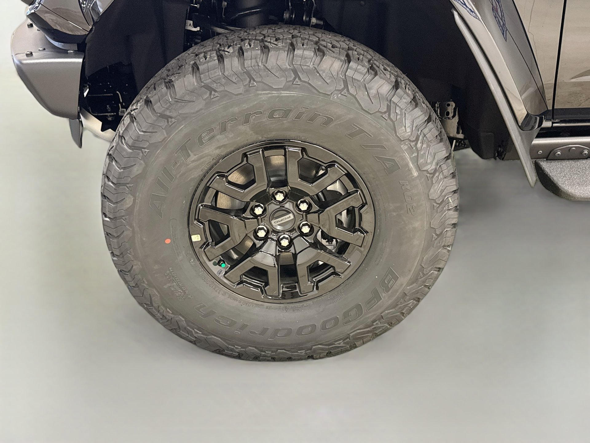 New 2026 Ford Bronco Raptor AWD/4WD image 30