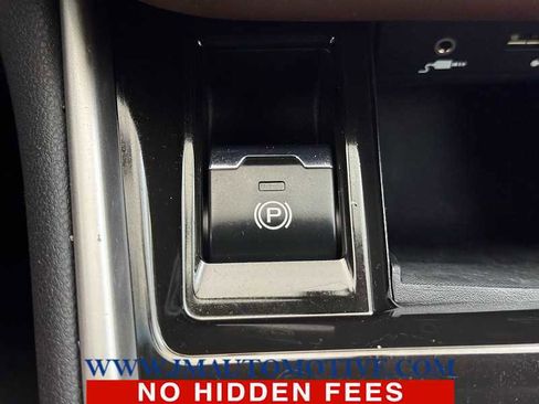 Used 2020 Subaru Outback Touring XT image 39