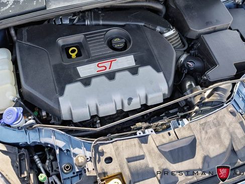 Used 2018 Ford Focus ST w/ Equipment Group 402A image 45