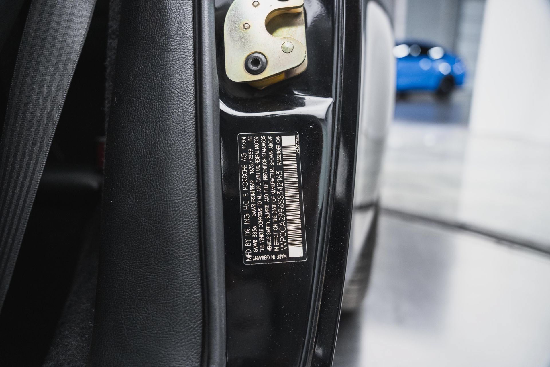 Used 1995 Porsche 911 Carrera RWD image 88