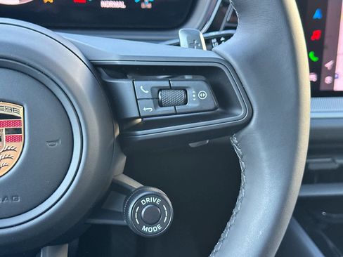 New 2025 Porsche Cayenne Coupe image 29