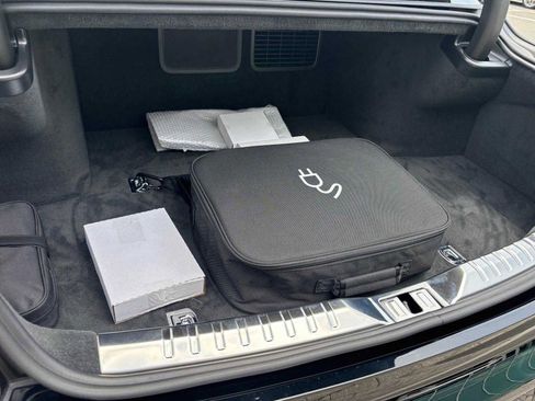 New 2025 Bentley Flying Spur Plug-In Hybrid image 25