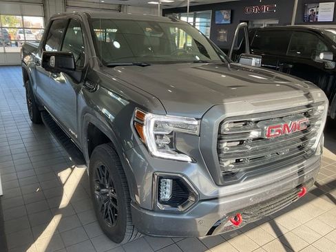 Used 2021 GMC Sierra 1500 AT4 w/ AT4 Premium Package image 2