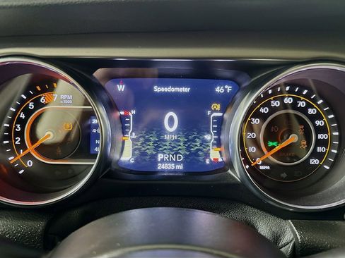 Used 2020 Jeep Wrangler Unlimited Sport w/ Technology Group image 9