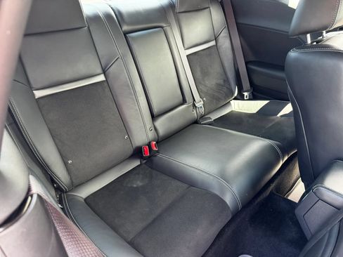 Used 2014 Dodge Challenger R/T RWD image 14