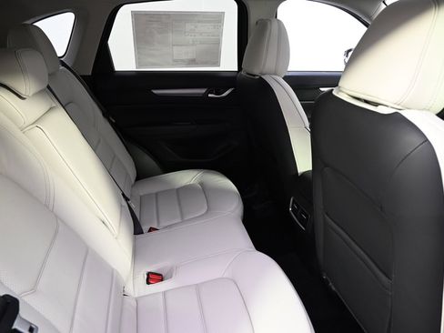 New 2025 MAZDA CX-5 AWD 2.5 S w/ Preferred Package image 18