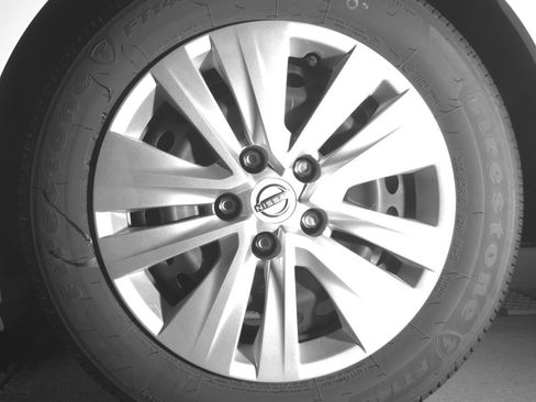 Used 2025 Nissan Sentra S FWD image 14