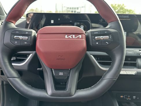 New 2026 Kia K4 GT-Line FWD image 13