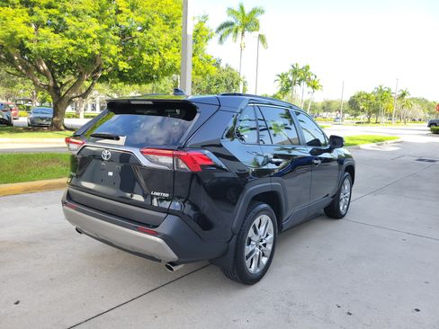 Used 2024 Toyota RAV4 Limited w/ Advanced Technology Package FWD image 7